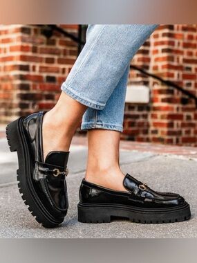 Thursday Platform Penny Loafer Black Patent Leather Size 7 Gold